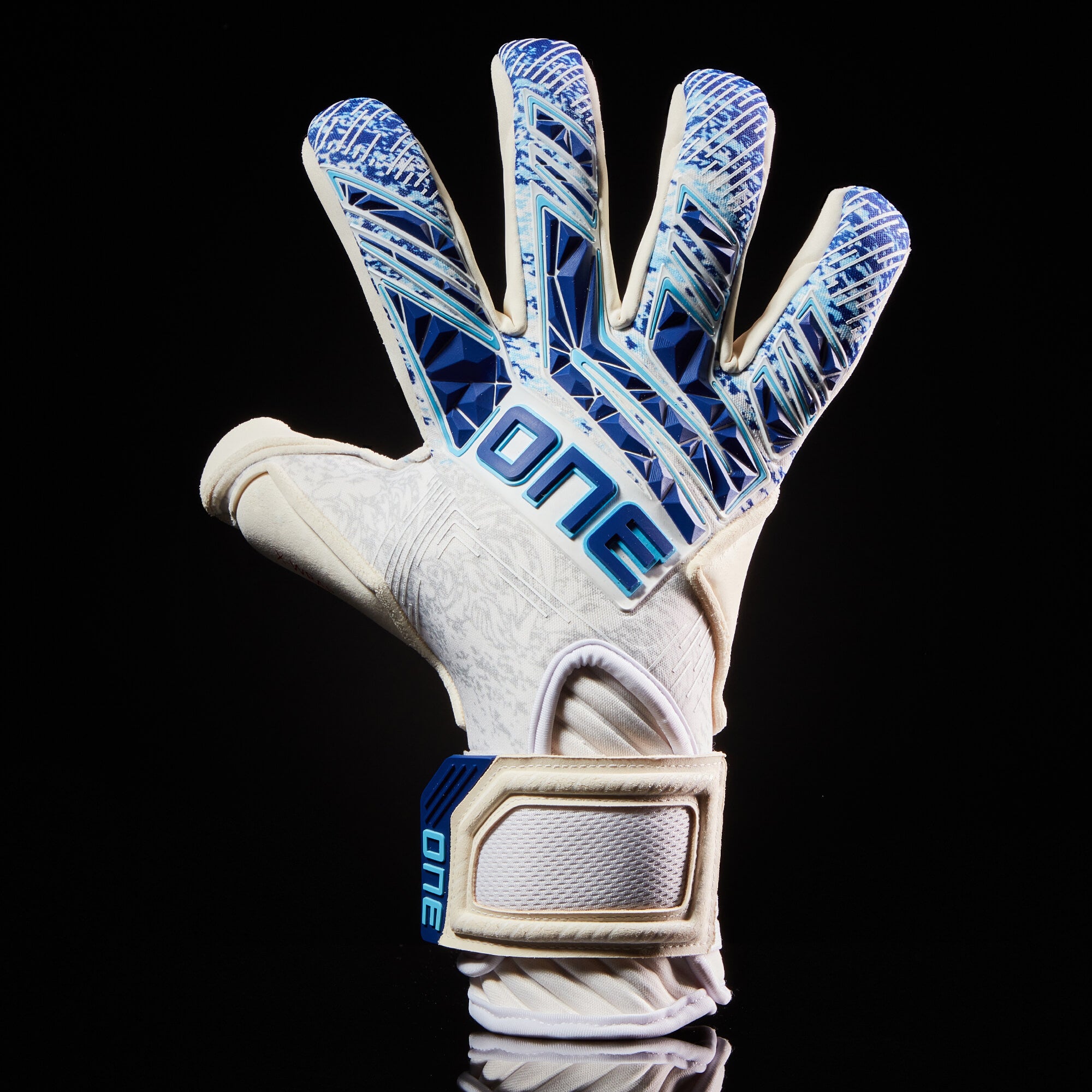 One 1 best sale goalkeeper gloves